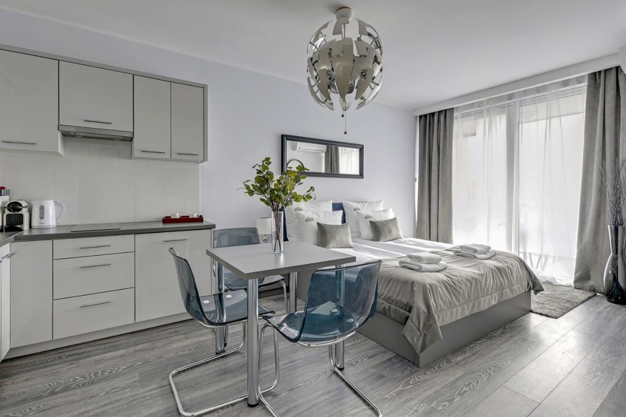 Downtown Apartments Sadova City Center & Parking Гданьск Экстерьер фото