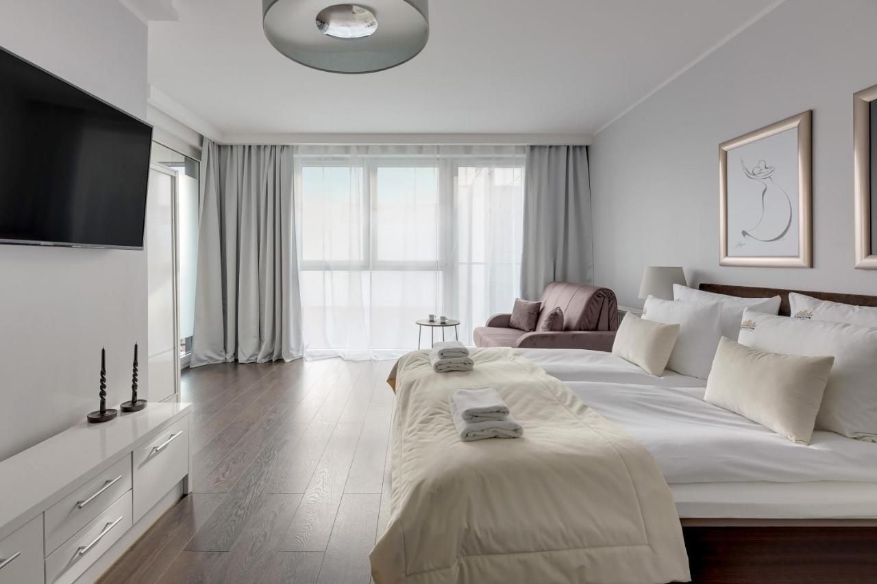 Downtown Apartments Sadova City Center & Parking Гданьск Экстерьер фото